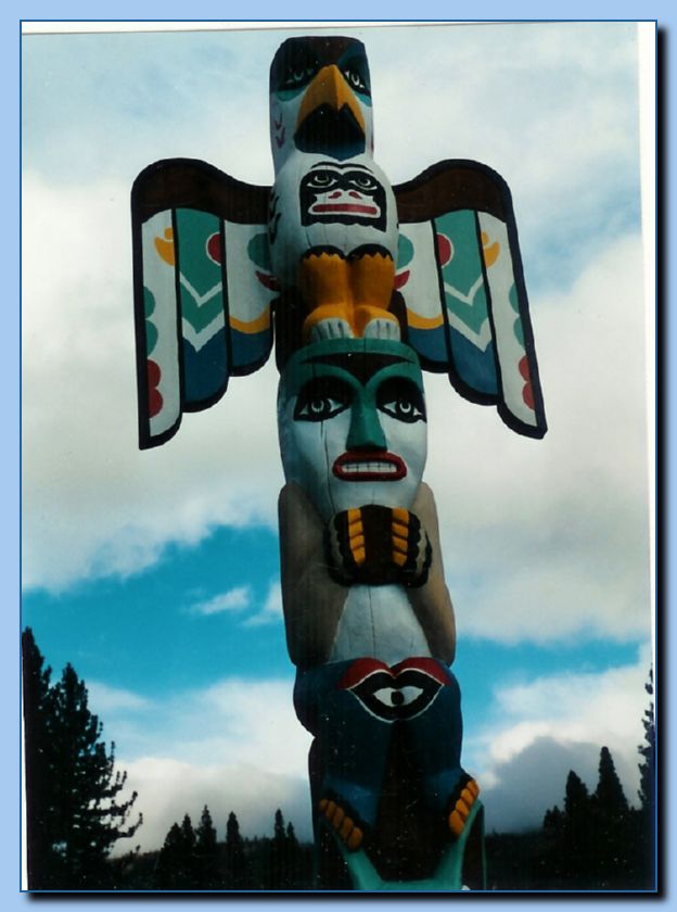 1-035a Totem-Traditional